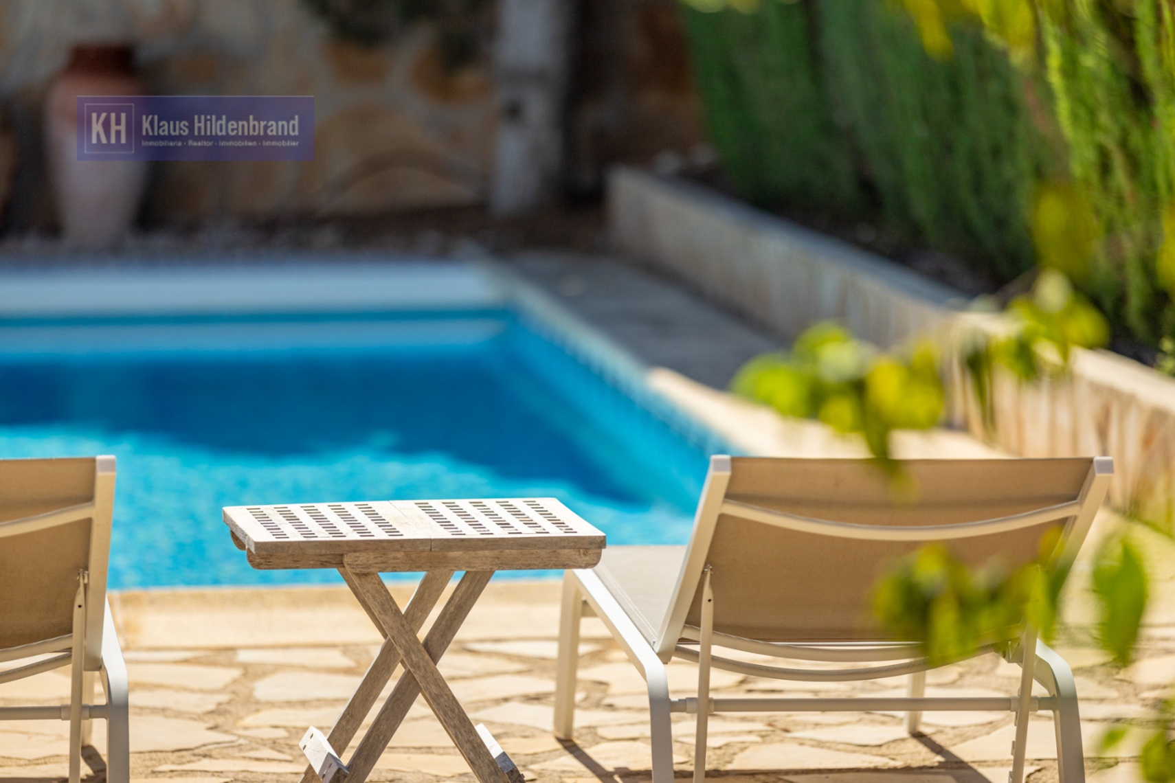 Mediterranean Villa in Adsubia with Lush Garden and Private Pool