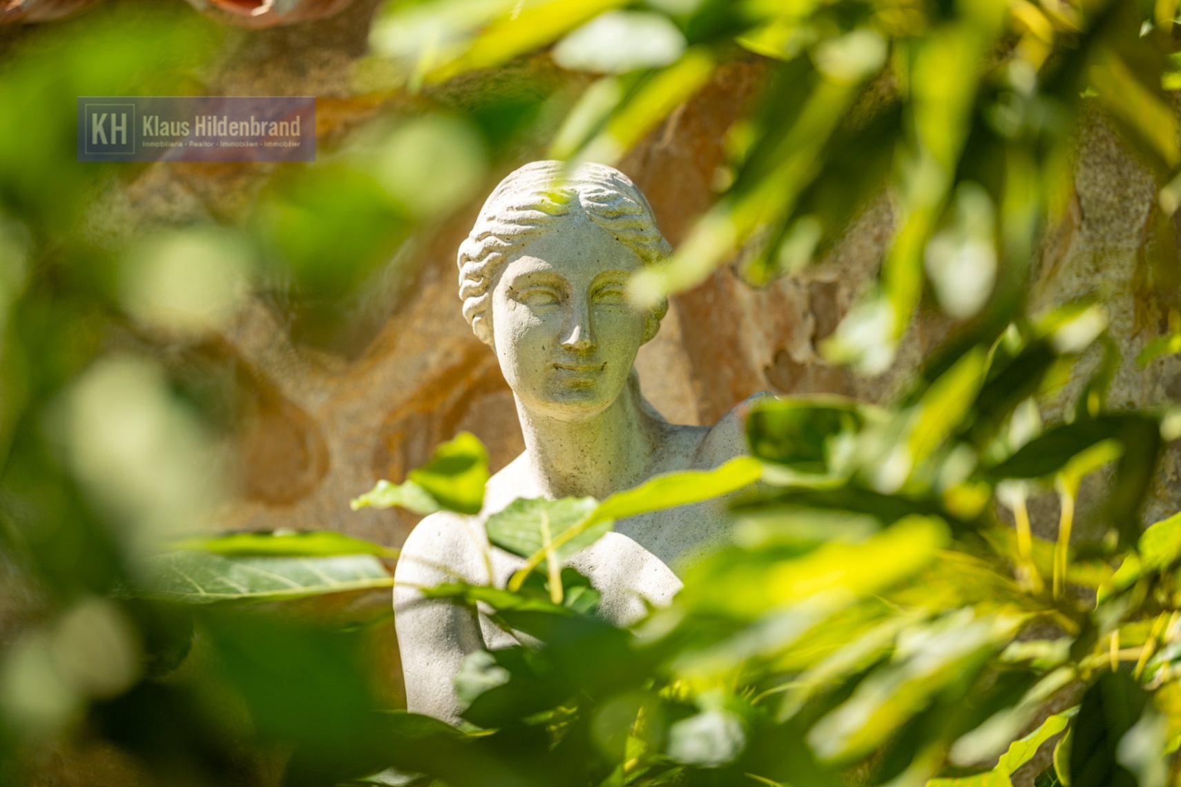 Mediterranean Villa in Adsubia with Lush Garden and Private Pool