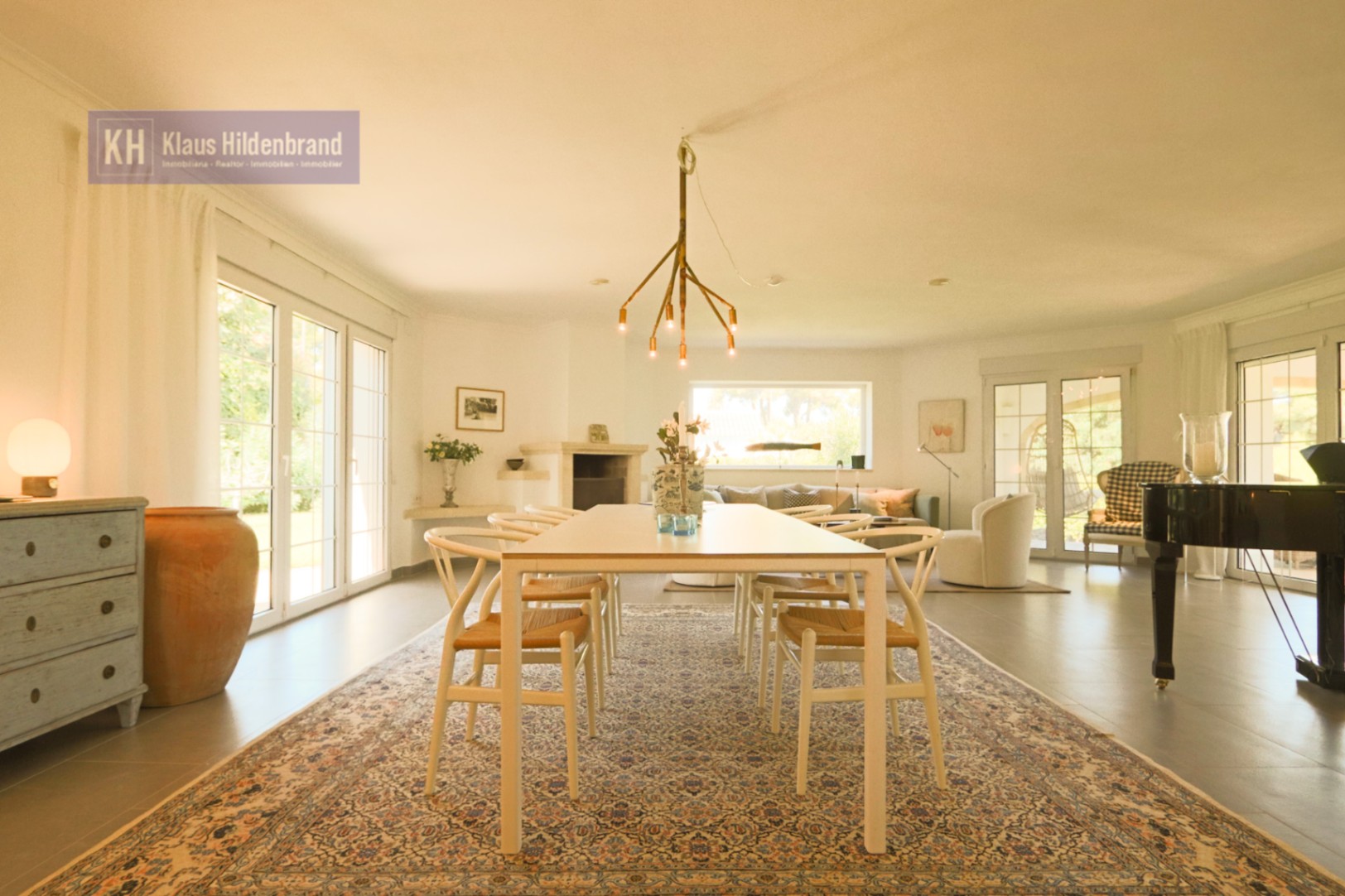 Mediterranean Villa in Adsubia with Lush Garden and Private Pool