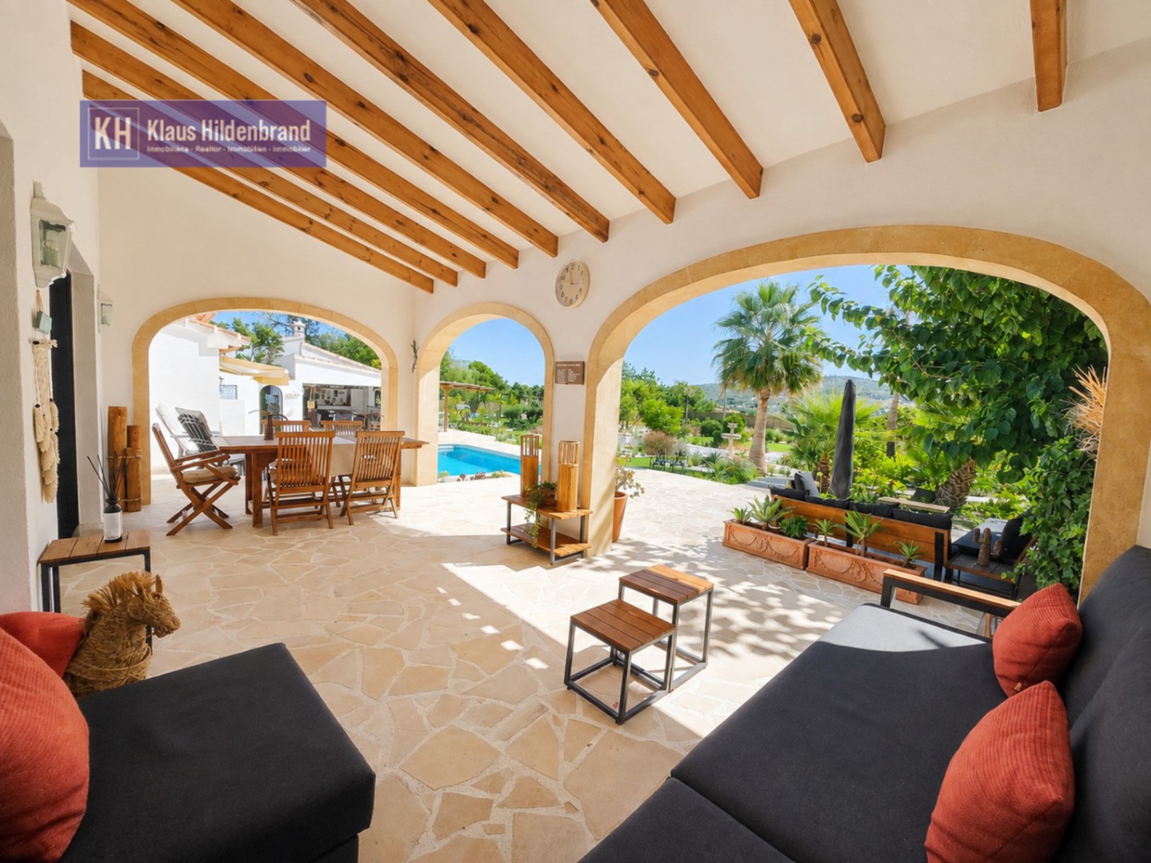 Kürzlich renovierte Villa mit separatem Gästehaus in Tossals, Jávea